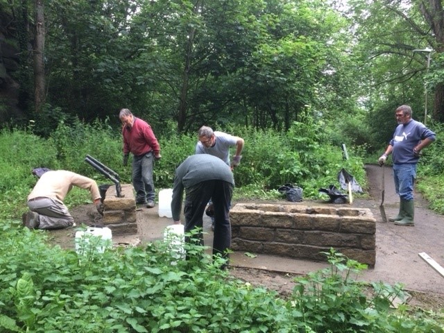 TQ11 Volunteers working in the old Town Quarry